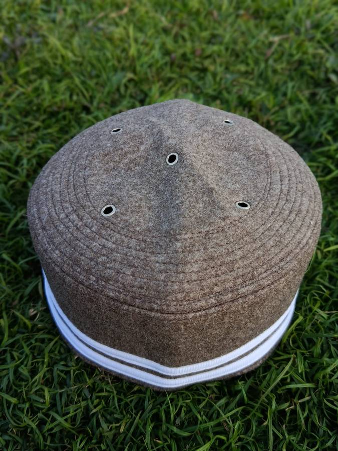 Wool Eyelet Brown